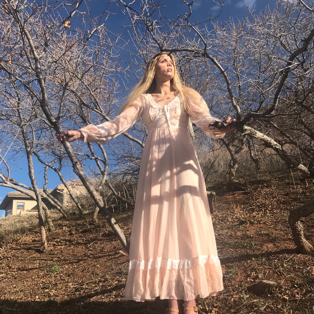 1973 Jessica McClintock for Gunne Sax prom  dress.